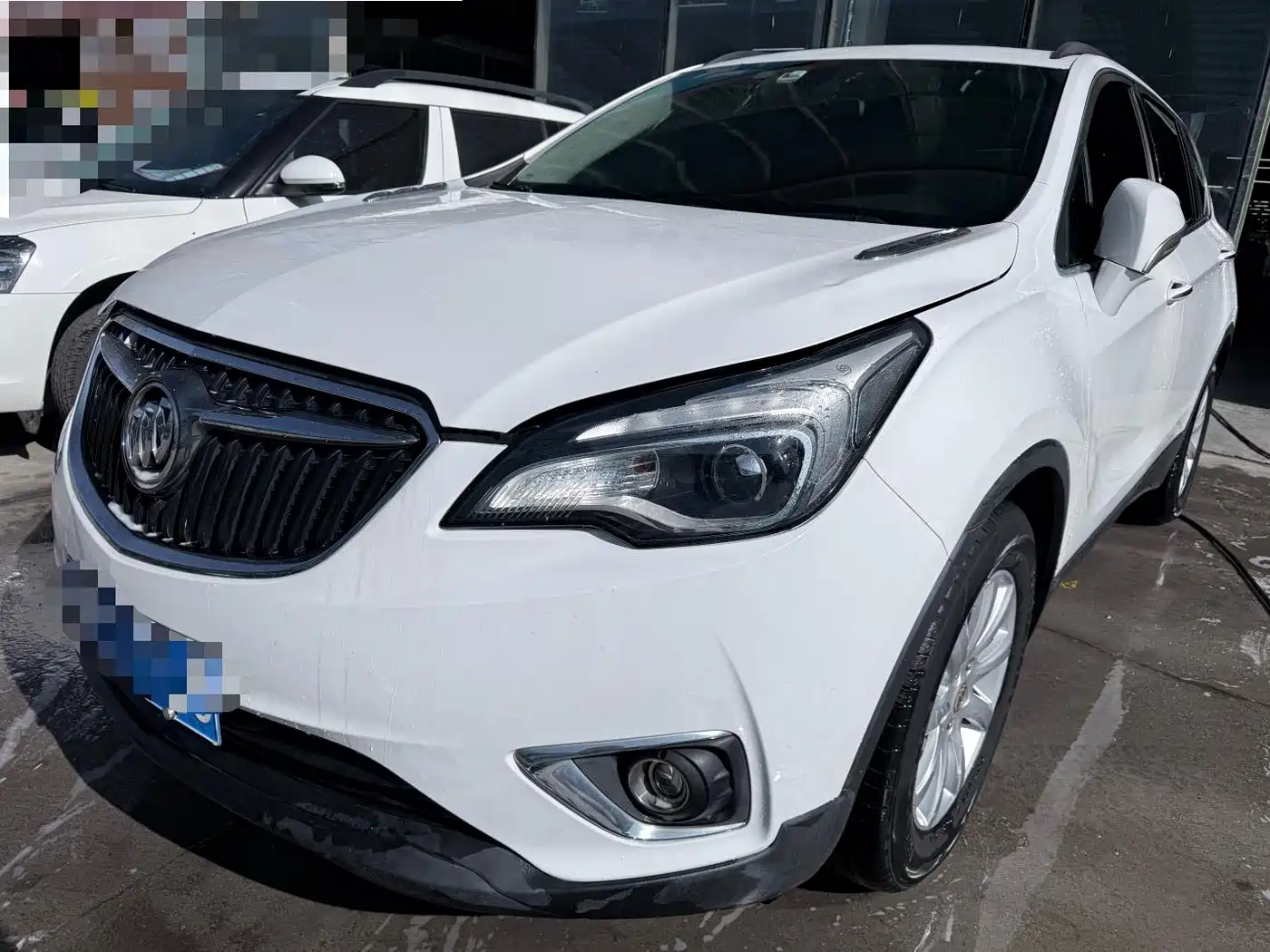 Buick Envision Plus 2018 20T 2WD Leading