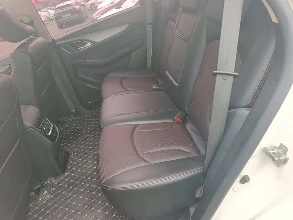 Baojun 560 2017 2016 1.8L iAMT Luxury