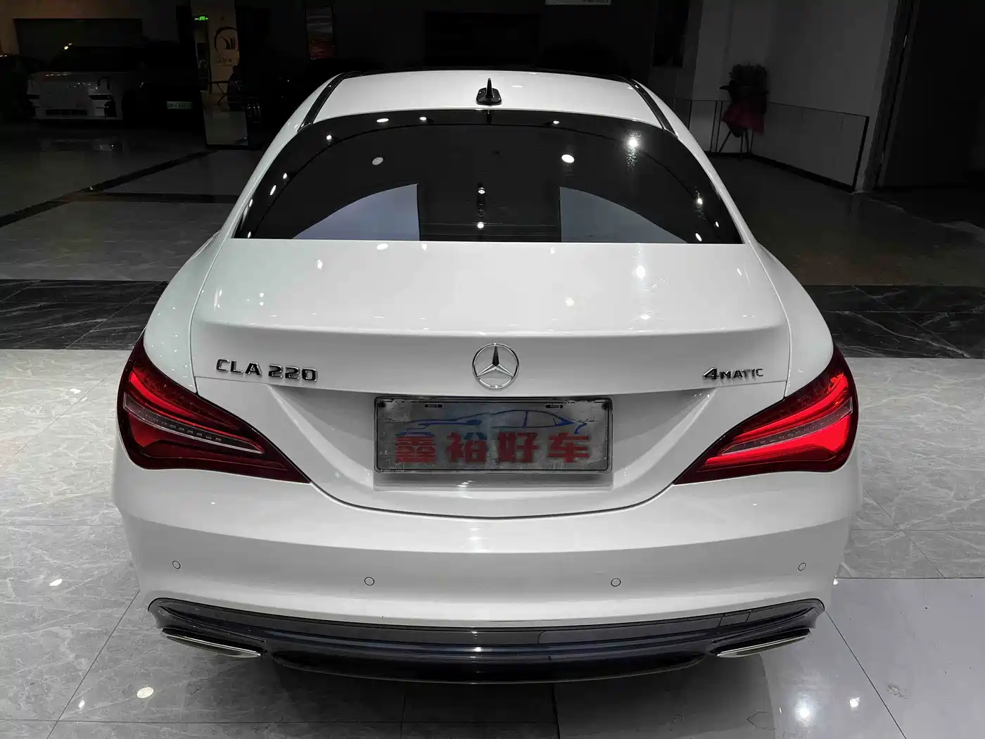 Mercedes-Benz CLA (Import) 2017 CLA 220 4MATIC фото 3