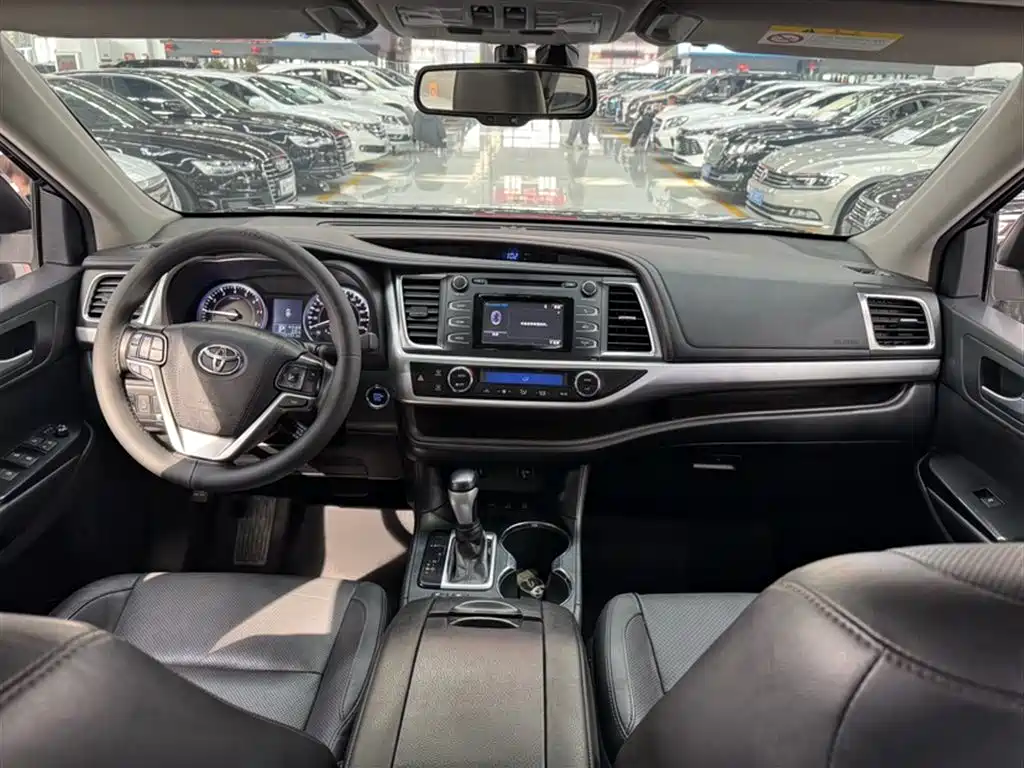 Toyota Highlander 2017 2.0T 4WD Premium 7-Seater фото 19