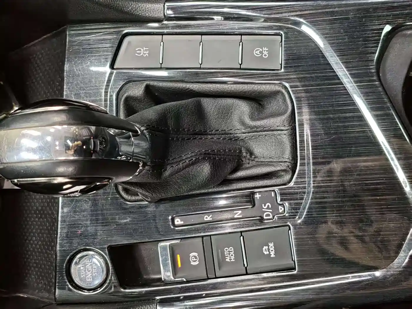 Volkswagen Tharu 2021 280TSI 2WD Luxury Plus фото 11