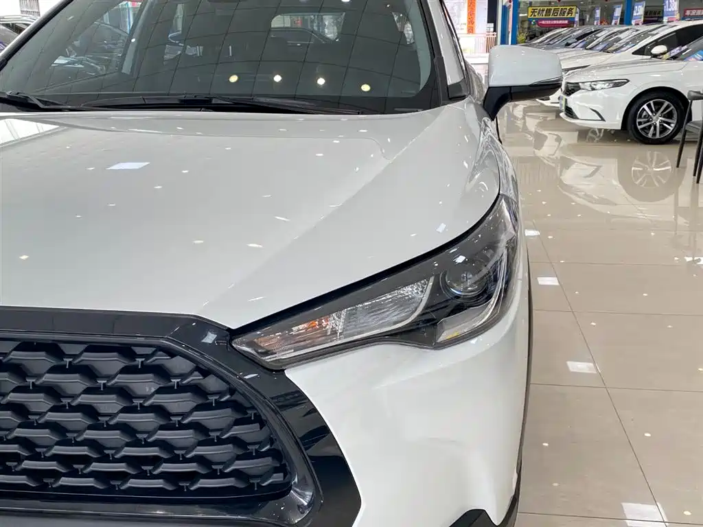 Toyota Corolla Cross 2023 2.0L Elite Edition фото 14