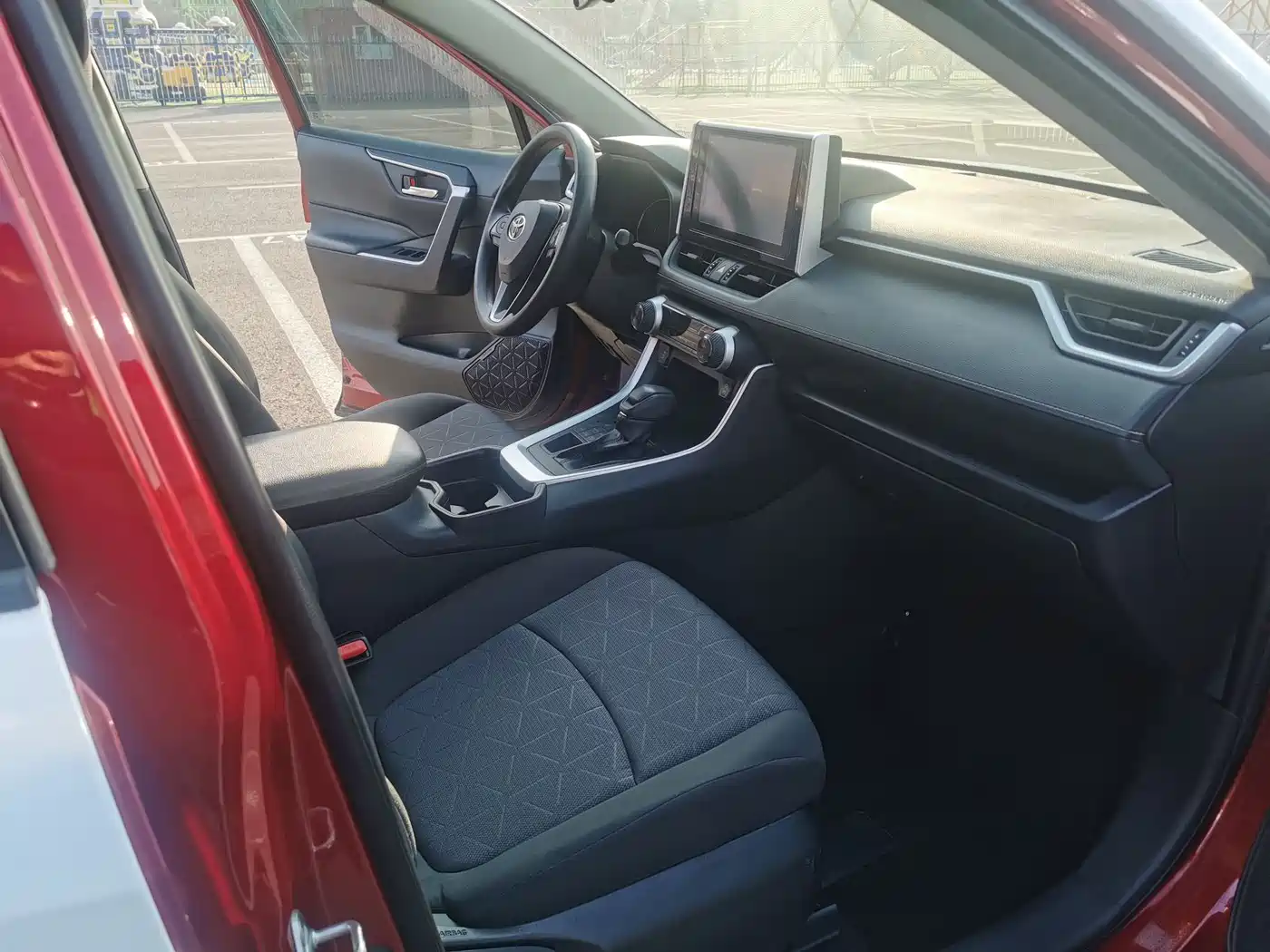 Toyota RAV4 Rongfang 2020 2.0L CVT AWD Trend Edition фото 10