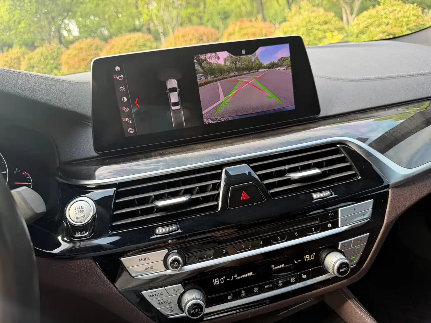 BMW 5 Series 2019 525Li M Sport Package фото 13