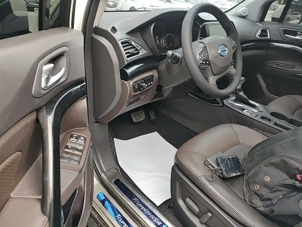 GAC Trumpchi Trumpchi GS4 2017 235T Automatic 2WD Luxury Smart Connected Edition фото 15