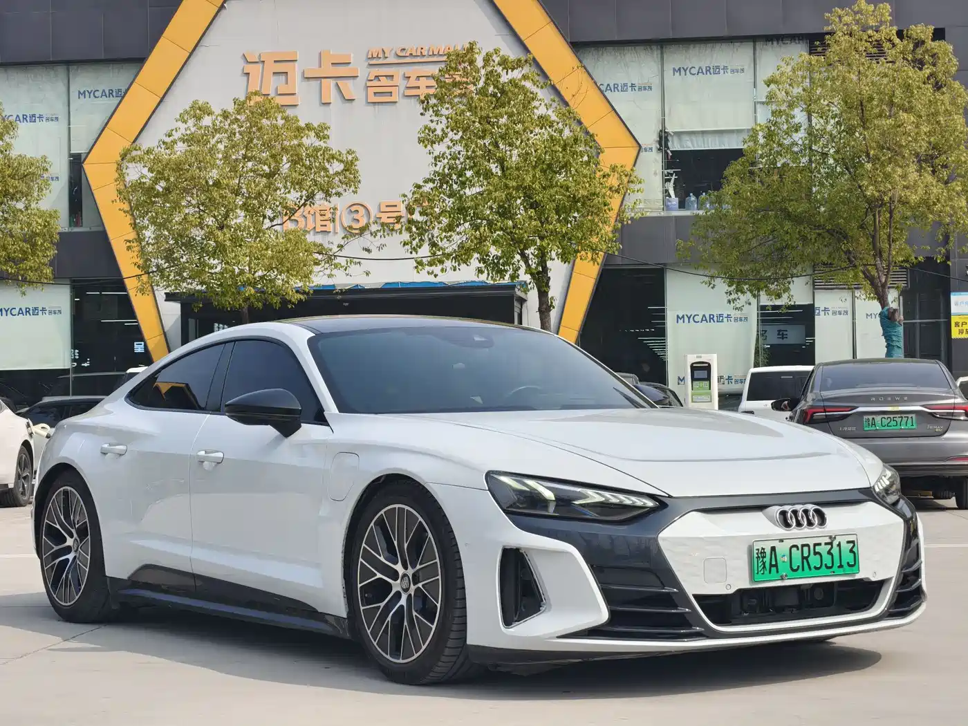AUDI E TRON GT