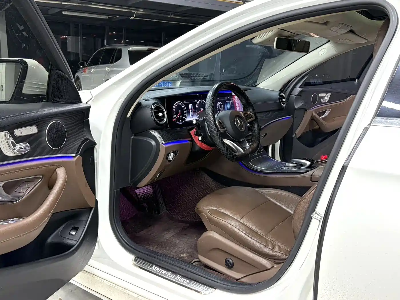 Mercedes-Benz E-Class 2016 E 300 L Sport Fashion Type фото 2