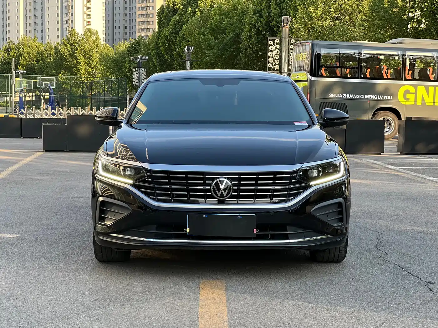 Volkswagen Passat 2024 380TSI Dragon Soaring Edition фото 2