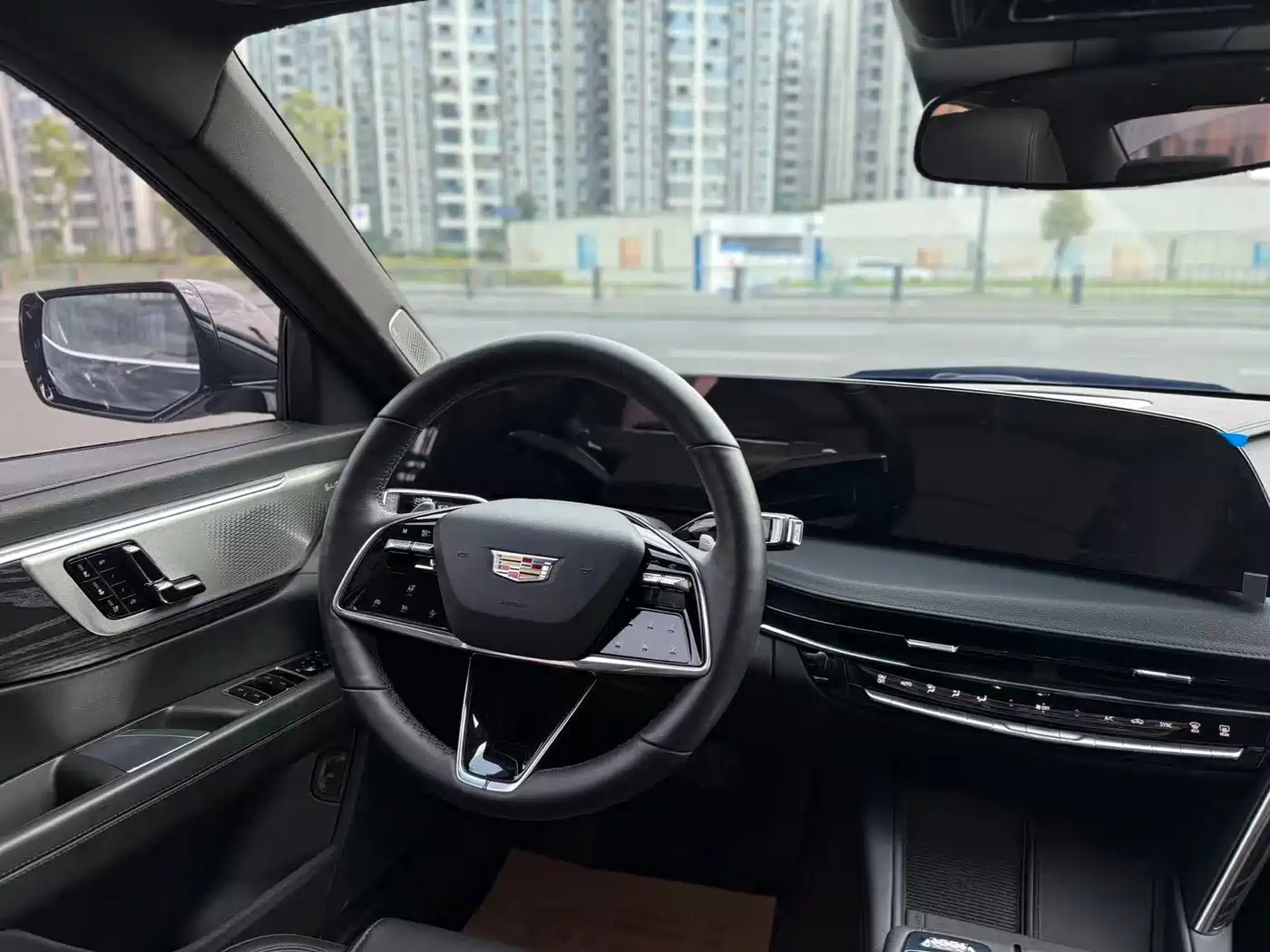 CADILLAC CT6