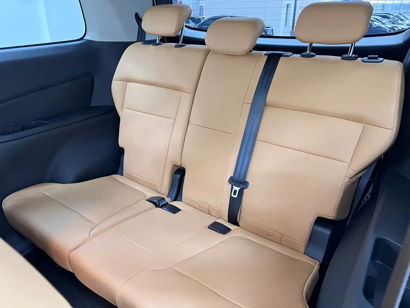 SAIC Maxus Maxus G50 PHEV 2025 Pilot Edition фото 18