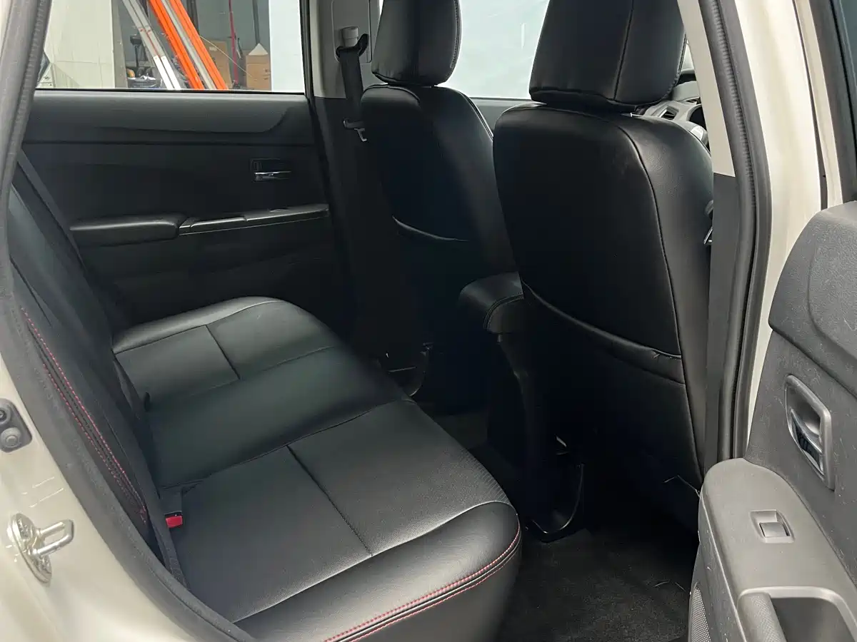Mitsubishi ASX 2013 2.0L CVT 2WD Elite фото 11