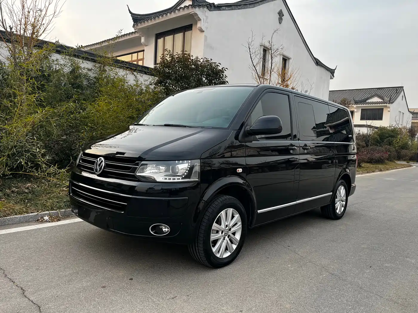 Volkswagen Multivan 2012 2.0TSI 4WD Premium