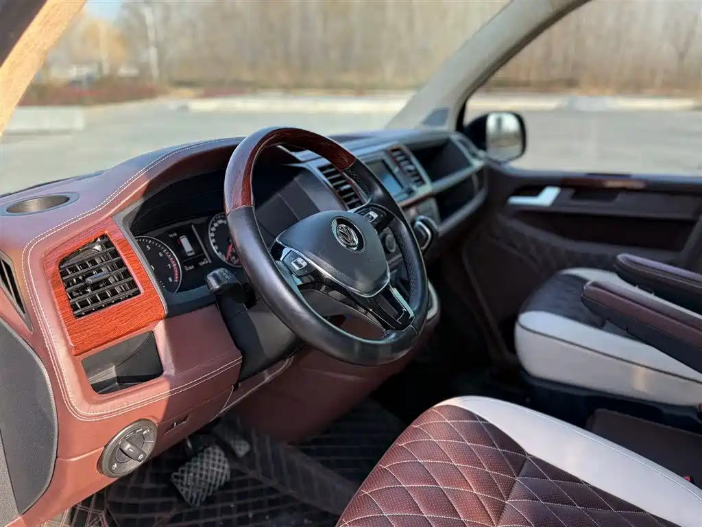 Volkswagen Caravelle 2019 2.0TSI 4WD Luxury 7-seater фото 23