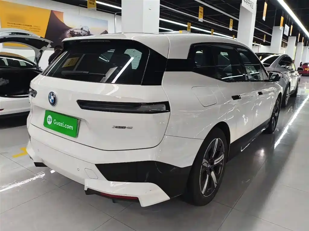 BMW iX 2022 xDrive40 фото 7