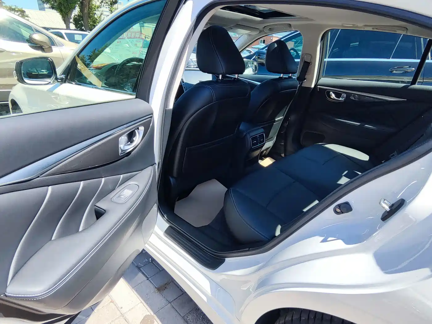 Infiniti Q50 2017 2014 2.0T Comfort Edition