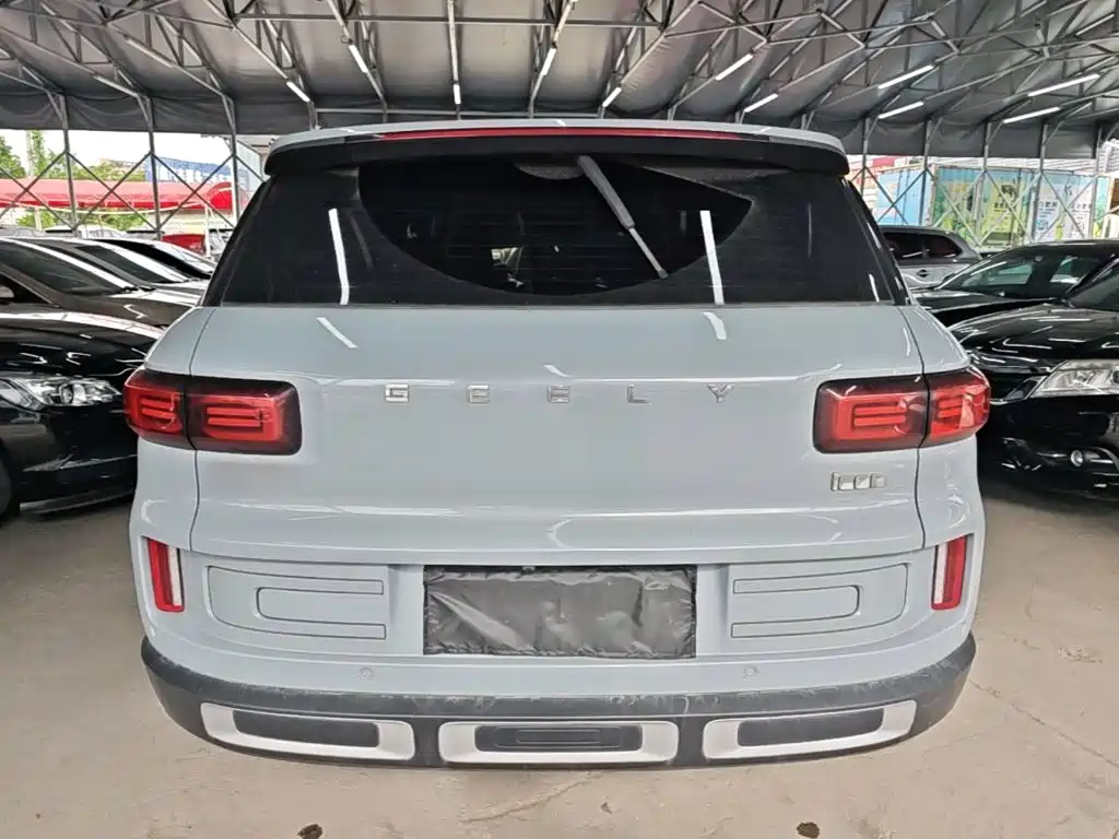 Фото 4 - Geely ICON