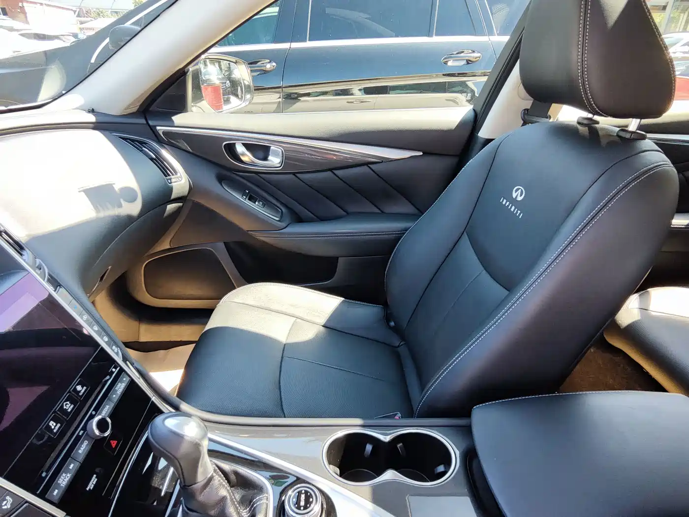Infiniti Q50 2017 2014 2.0T Comfort Edition