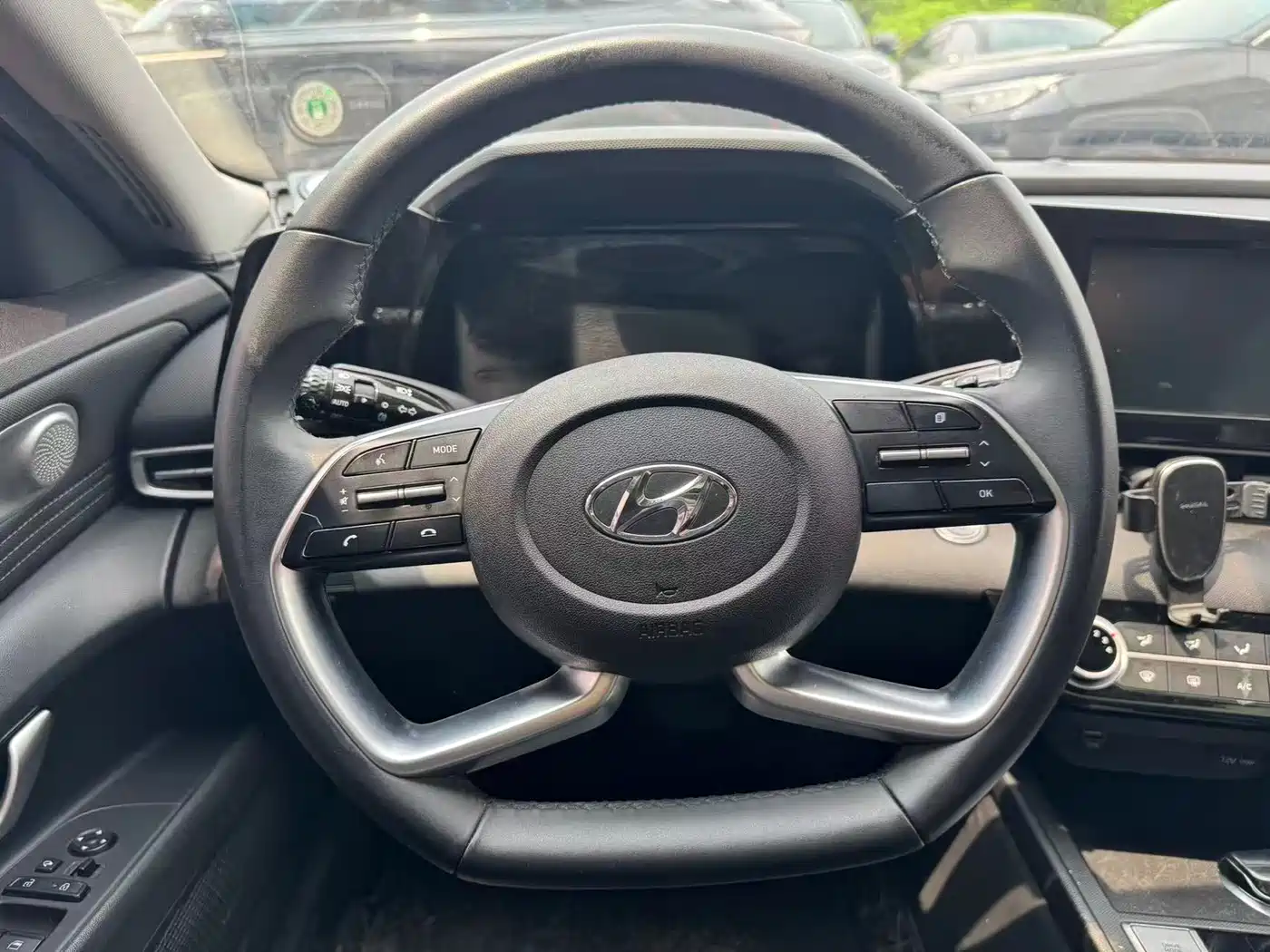 Hyundai Elantra 2021 240TGDi DCT GLX Elite фото 19