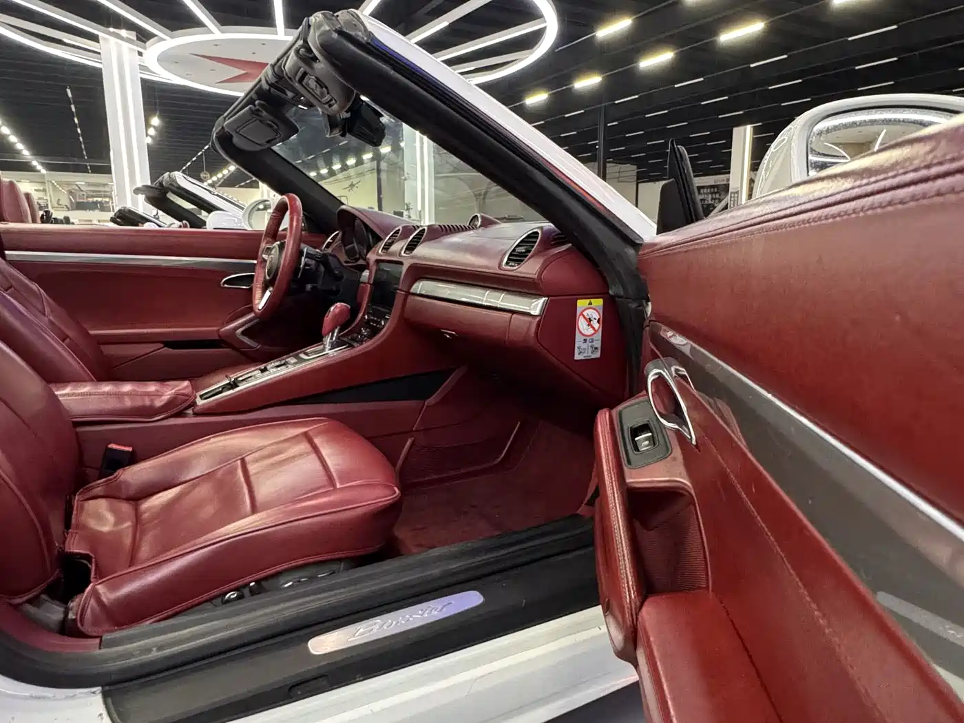 Porsche 718 2018 Boxster 2.0T фото 11
