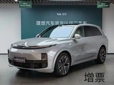 Li Auto L8