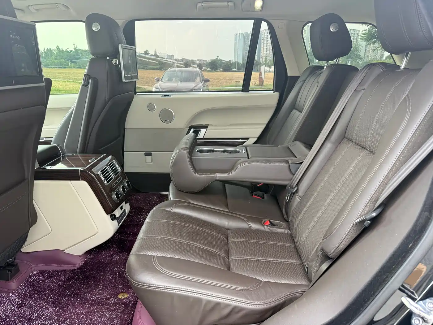 Land Rover Range Rover 2017 3.0 SC V6 Vogue LWB (Long Wheelbase) фото 23