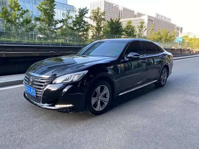 Toyota Crown 2015 2.5L Standard Version