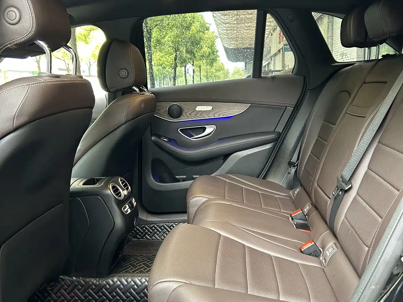Mercedes-Benz GLC 2022 Facelift II GLC 260 L 4MATIC Luxury фото 15