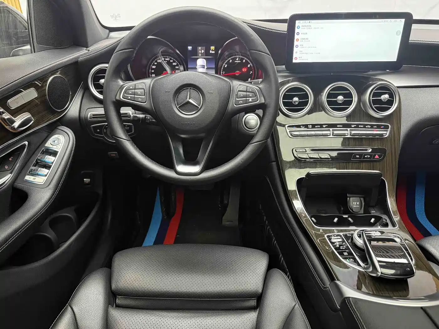 Mercedes-Benz GLC 2019 GLC 260 4MATIC Dynamic фото 28
