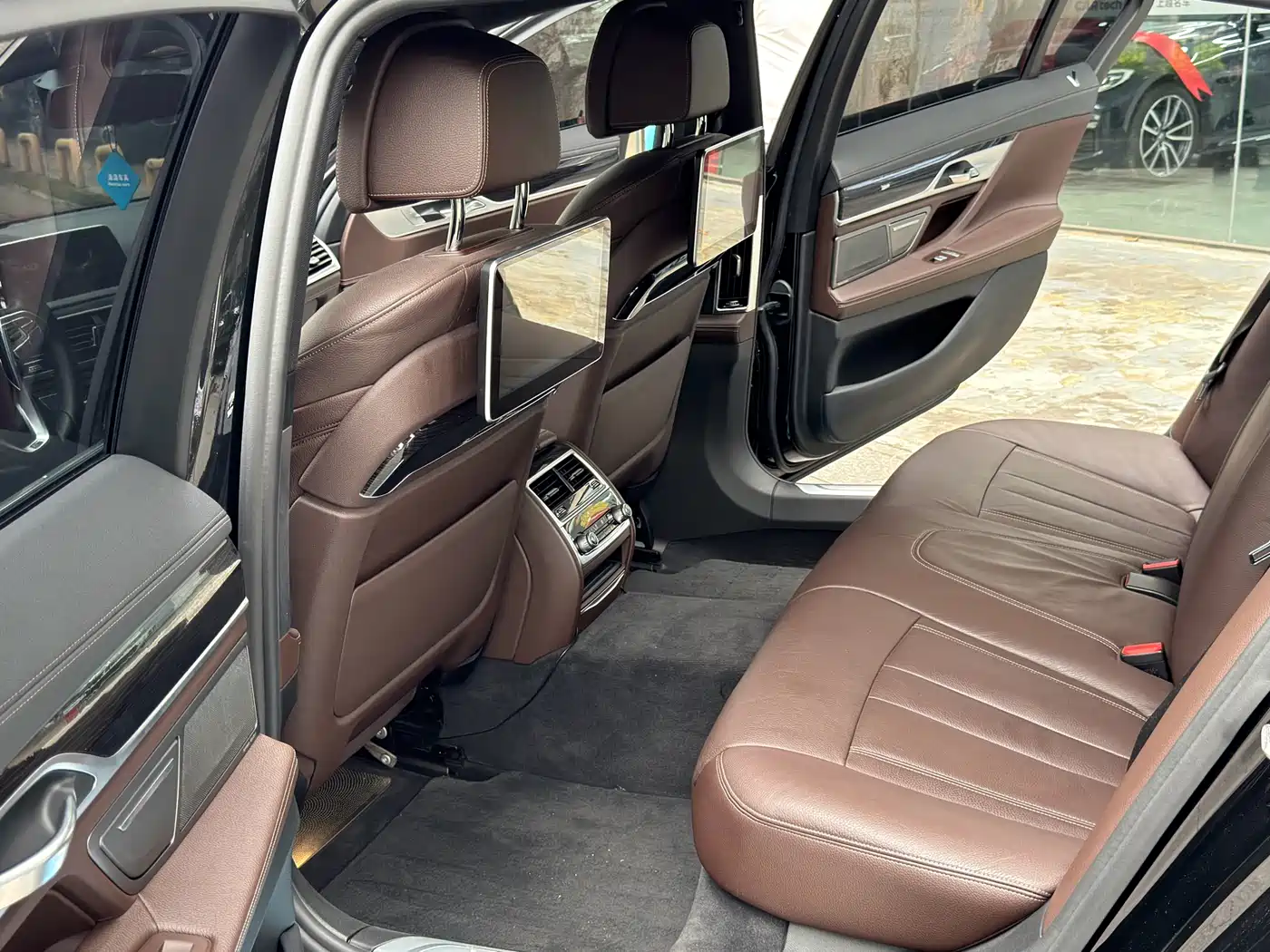 BMW 7 Series 2018 730Li Leading Type M Sport Package фото 4