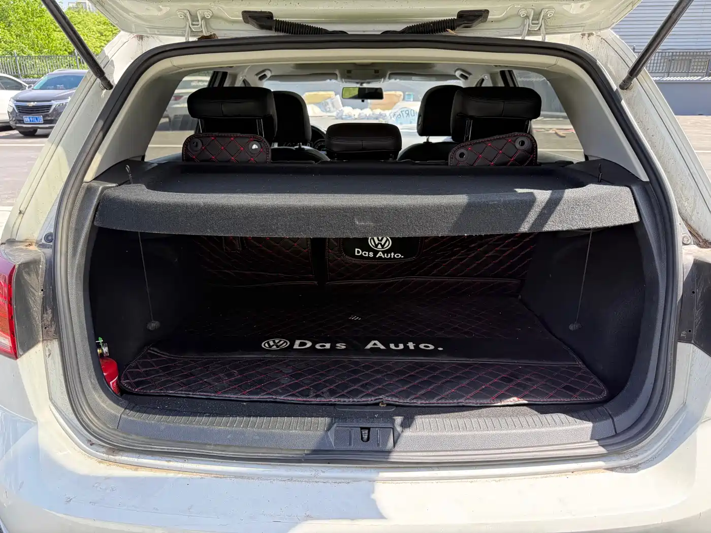 Volkswagen Golf 2020 Beloved Edition 200TSI DSG Comfort фото 8