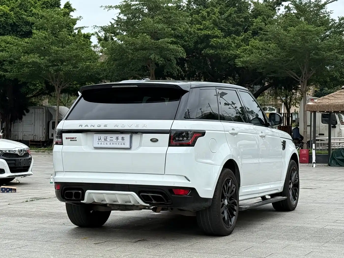 Land Rover Range Rover Sport 2016 Model 3.0 SC V6 HSE DYNAMIC фото 14