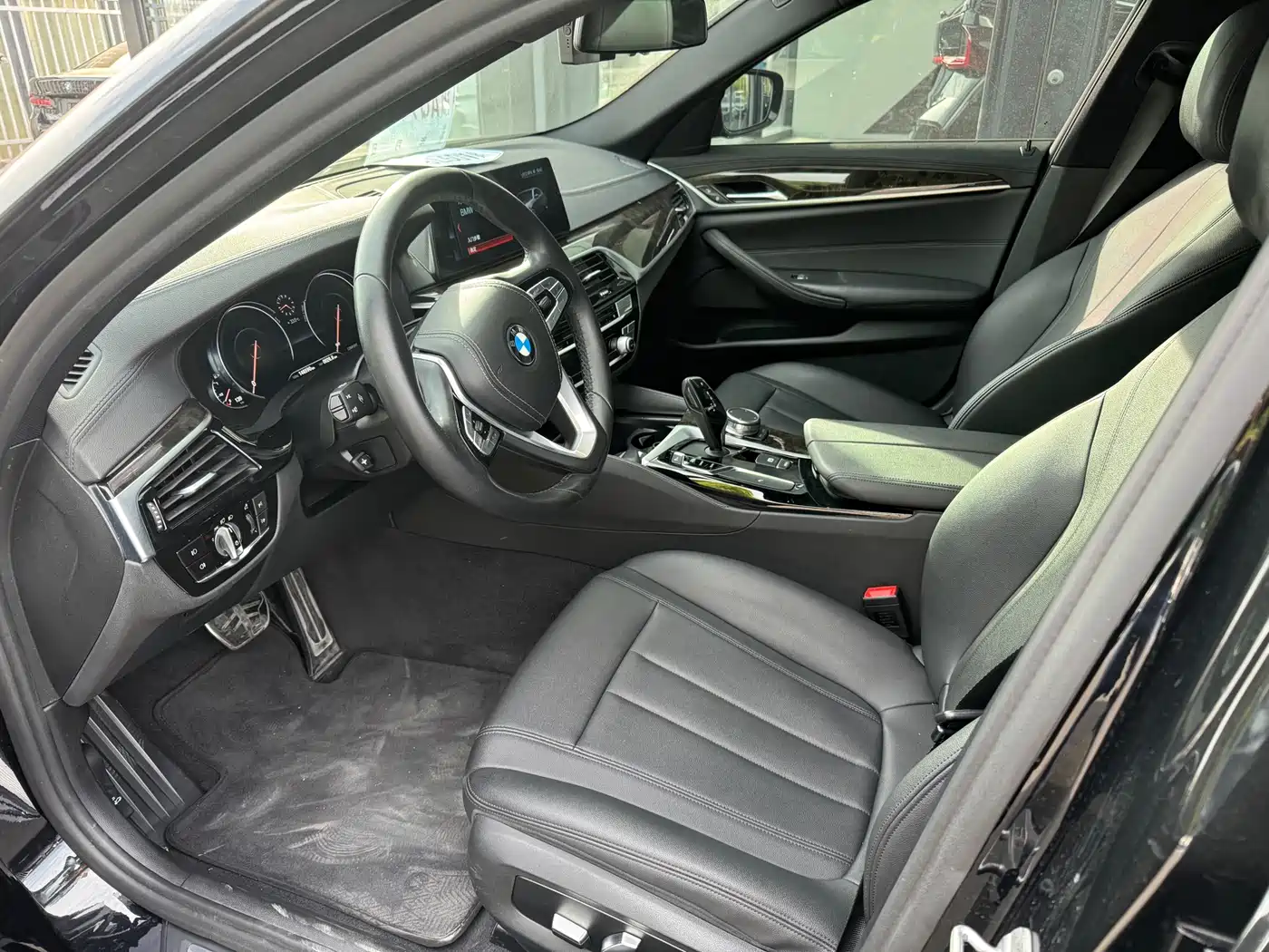 BMW 5 Series 2018 525Li M Sport Package фото 5