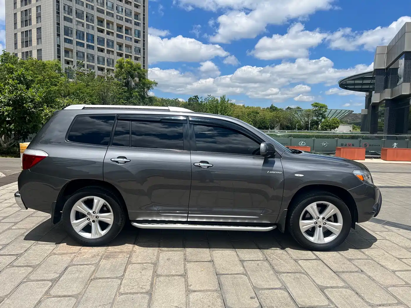 Toyota Highlander (Import) 2007 LIMITED (Premium Edition) фото 9