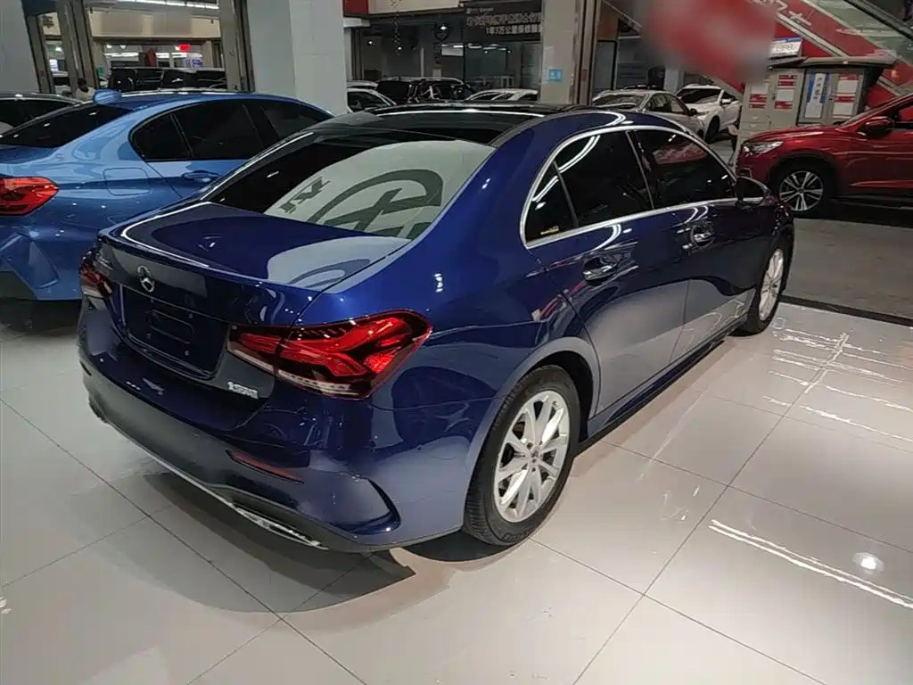 MERCEDES-BENZ CLASS A