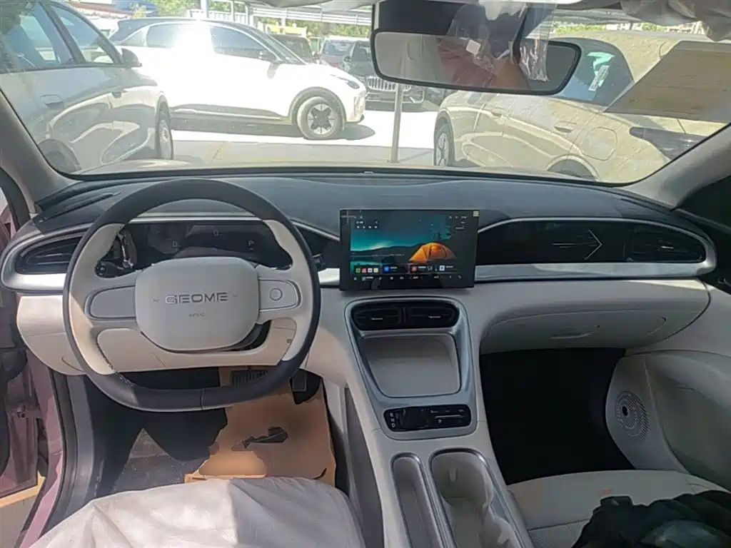 Geely Galaxy Starry Wish 2026 Edition 310km Youth Version фото 10