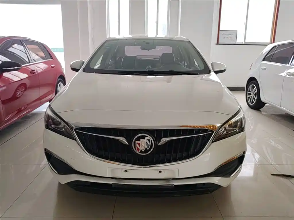 Buick Verano 2018 Sedan 15S Automatic Leading фото 3