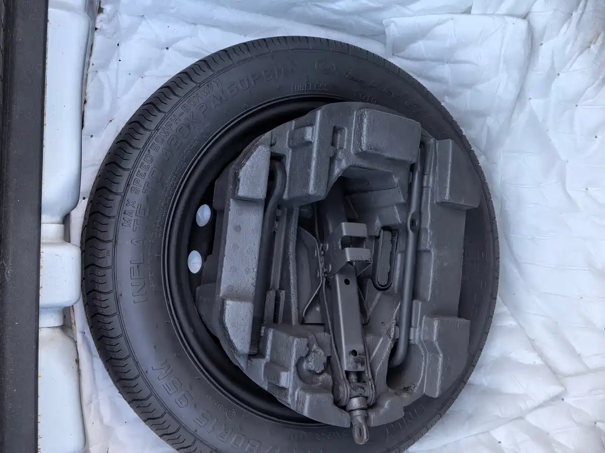 GEELY AUTOMOBILE EMGRAND