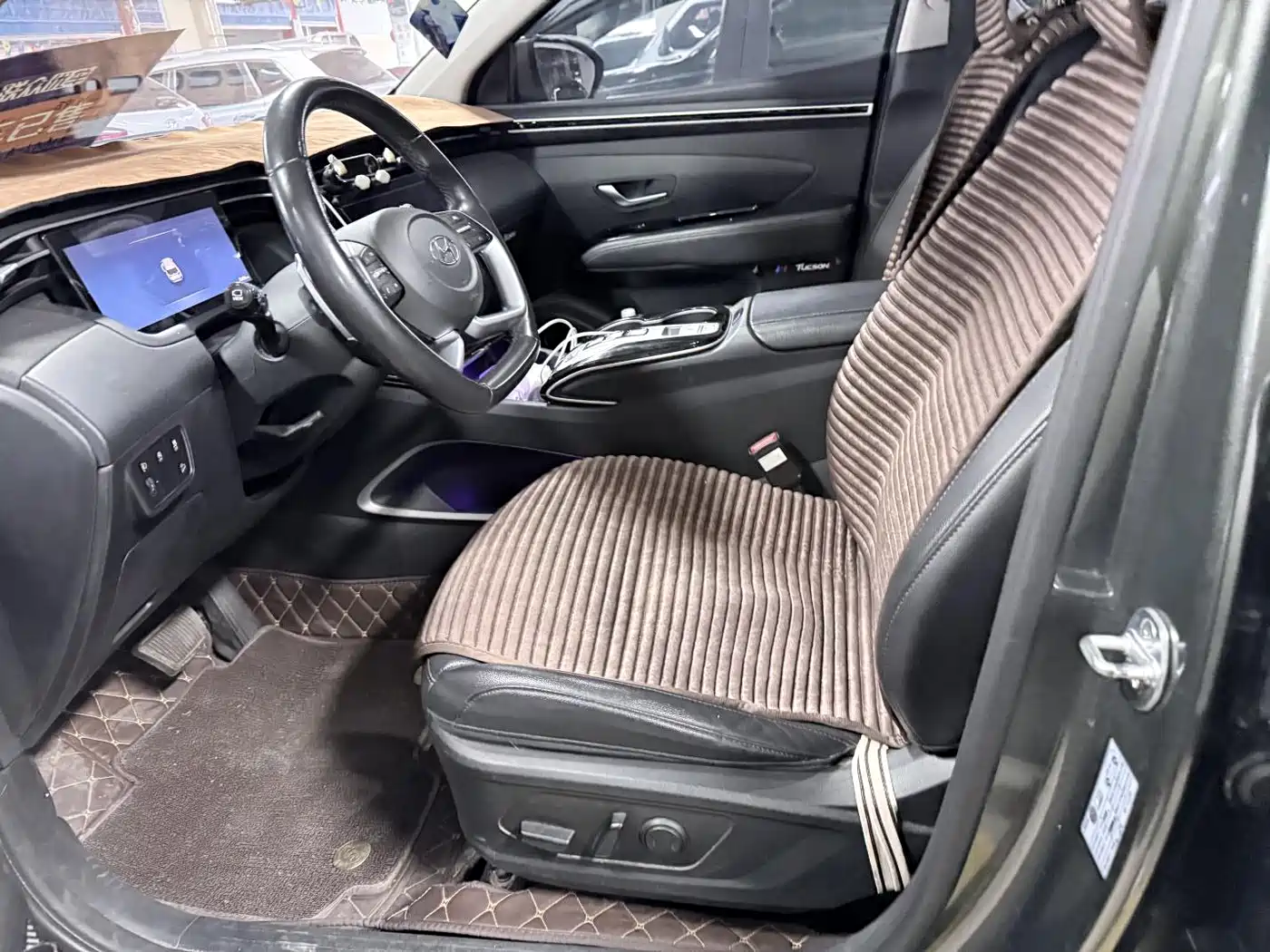 Hyundai Tucson 2023 Tucson L 1.5T Automatic 2WD GLX Elite Edition фото 9