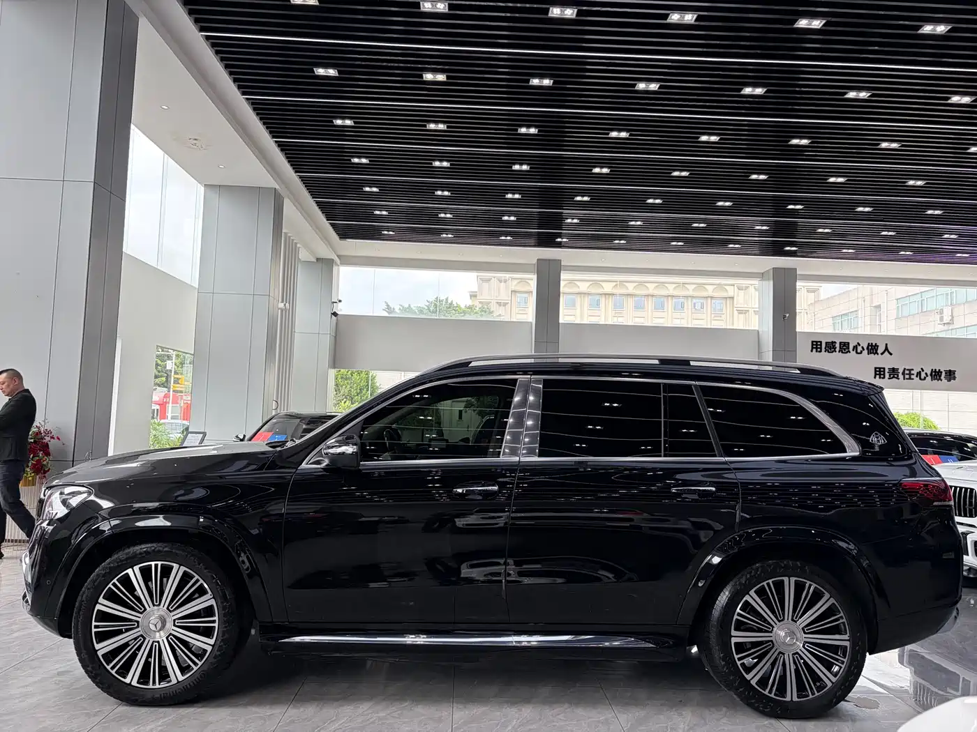 Mercedes-Benz Maybach GLS 2022 GLS 480 4MATIC фото 4