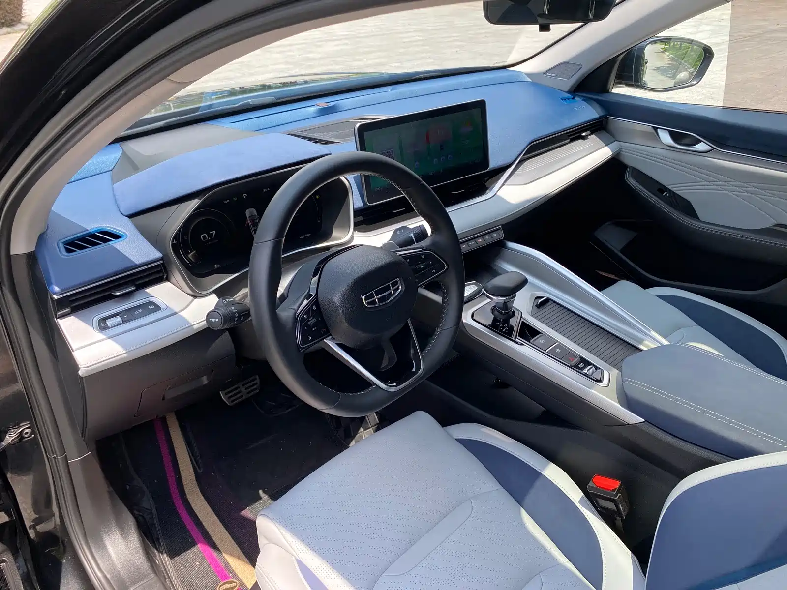 Фото 9 - Geely Preface
