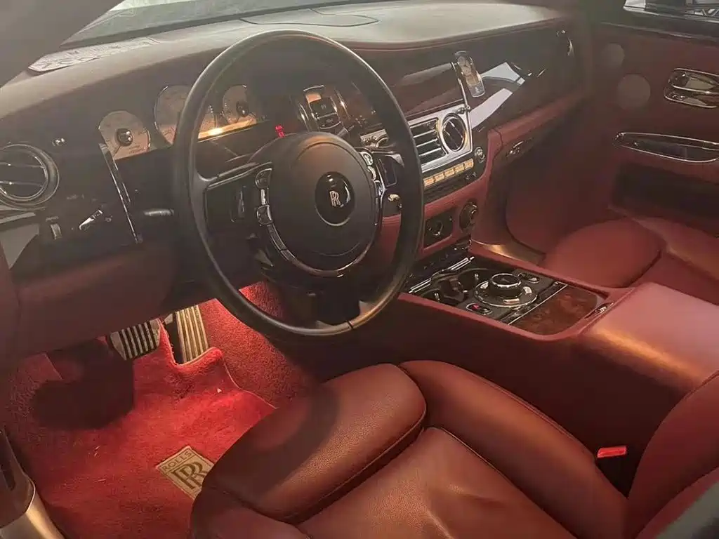 Rolls-Royce Ghost 2018 2018 6.6T Standard Wheelbase