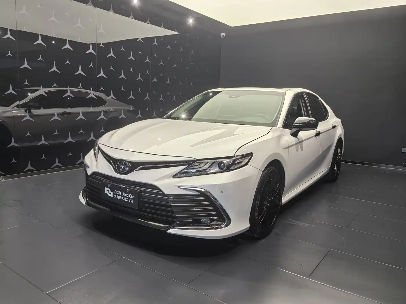 Toyota Camry 2021 2.0G Luxury Edition