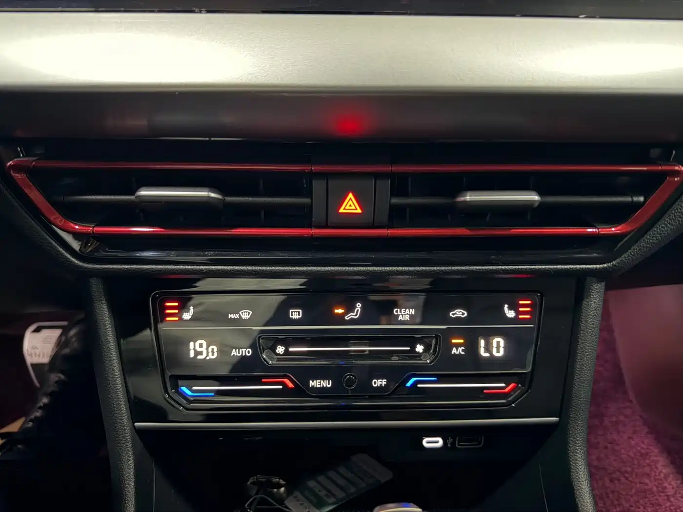 Volkswagen Lavida 2023 Model 280TSI DSG Starlight Eternal Edition фото 9