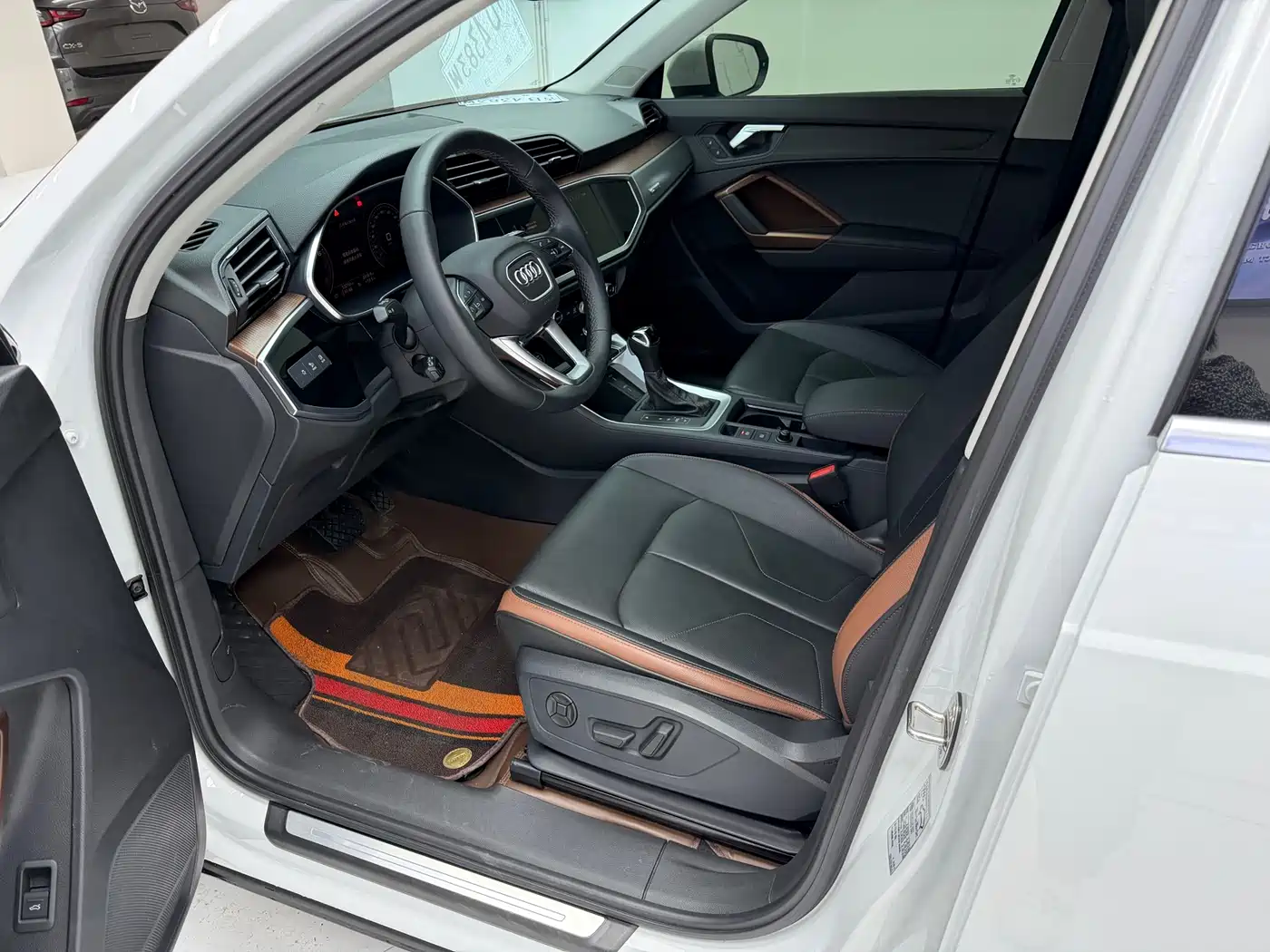 Audi Q3 2023 35 TFSI Fashion Dynamic (1.4T) фото 13