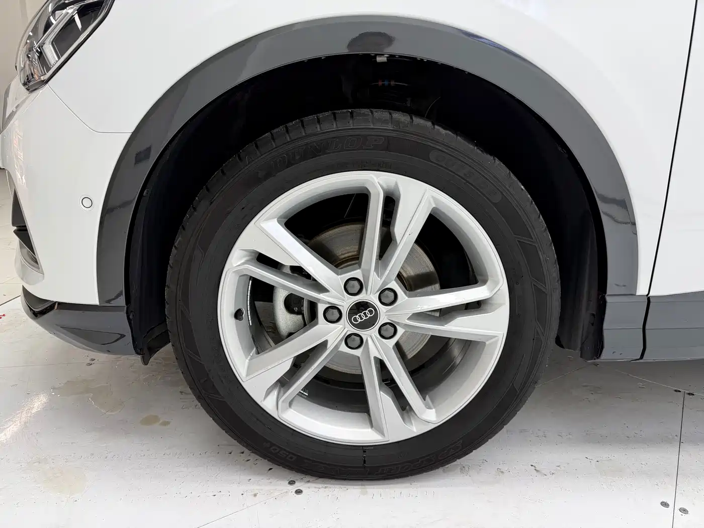 Audi Q3 2023 35 TFSI Fashion Dynamic (1.4T) фото 8