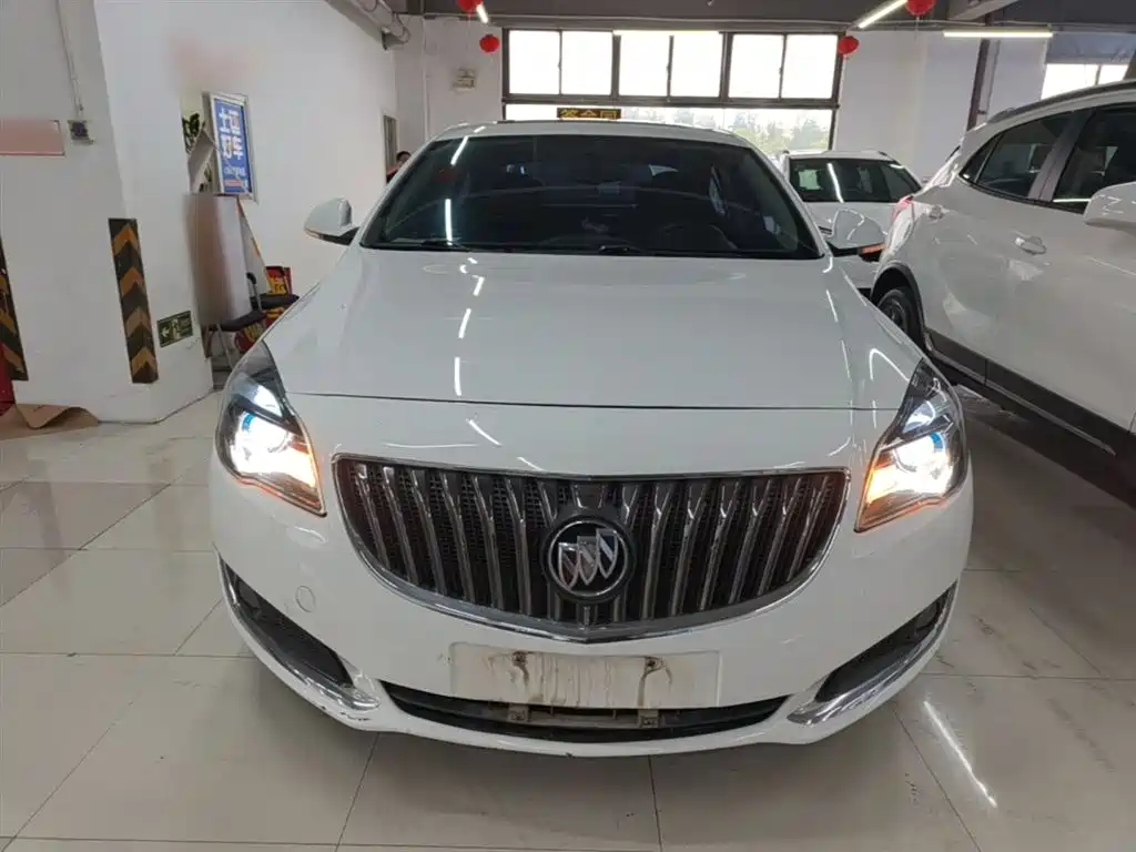 Buick Regal 2015 1.6T Leading Tech Edition фото 3