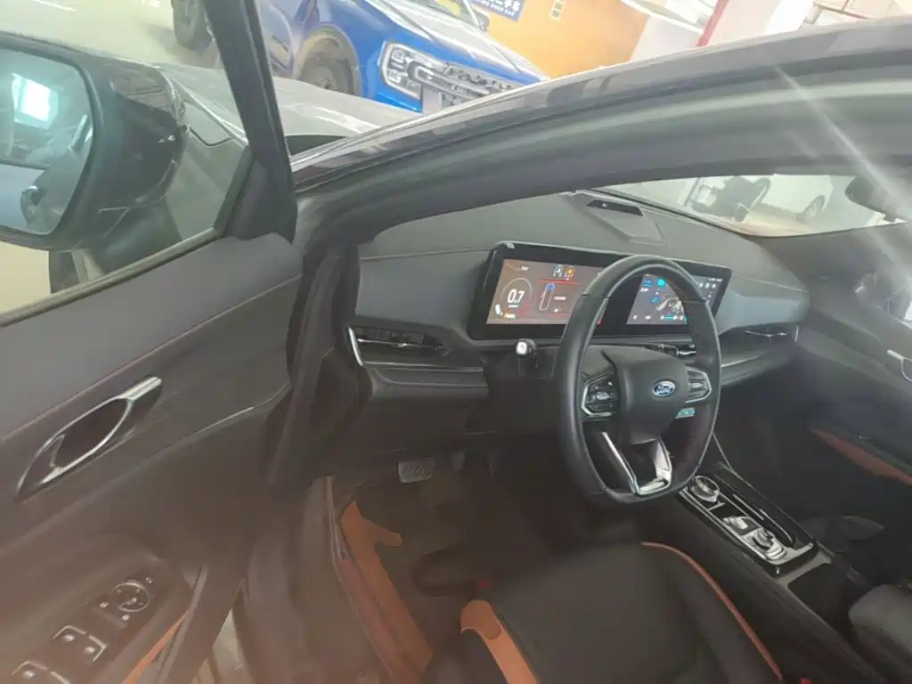 Ford Lingrui 2024 2025 EcoBoost 170 Premium PLUS