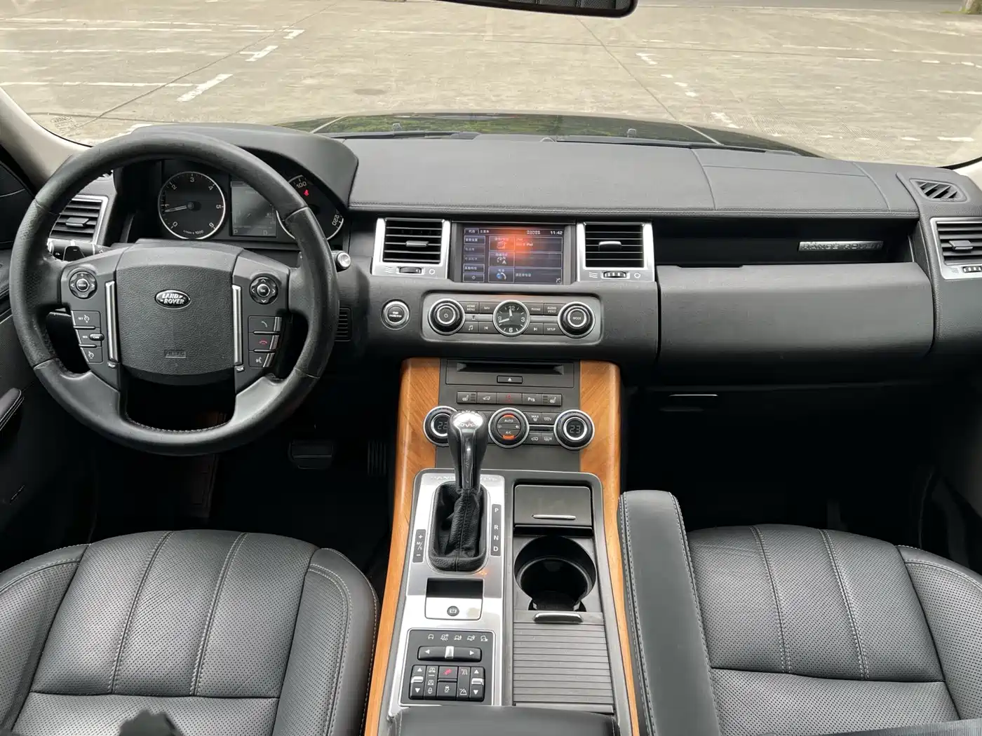 Land Rover Range Rover Sport 2012 3.0 TDV6 HSE Diesel Version фото 6
