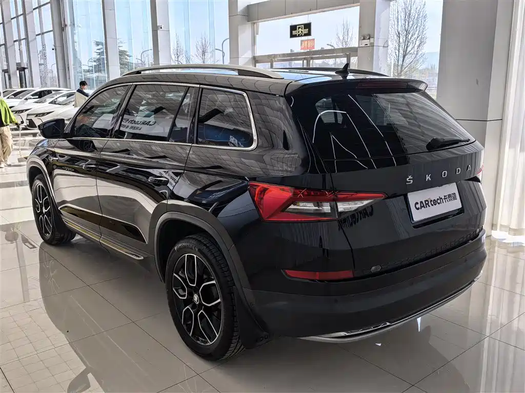 Škoda Kodiaq 2019 Facelift TSI330 5-Seater 2WD Luxury Premium Edition China VI фото 4