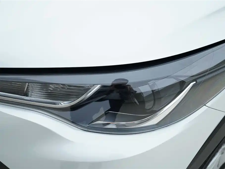 Toyota Frontlander 2024 2.0L CVT Elite Edition фото 12